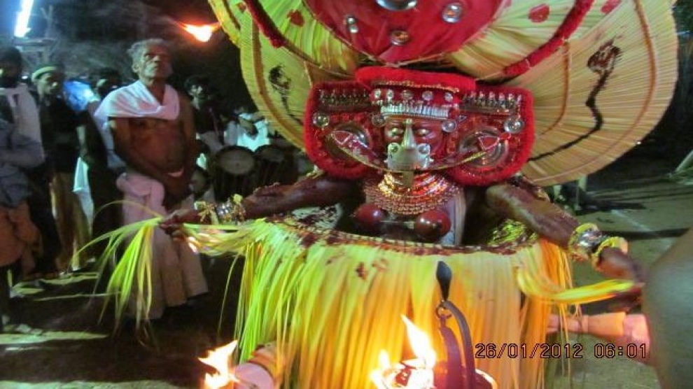Alada Bhagavathy Theyyam - ആലാട ഭഗവതി തെയ്യം